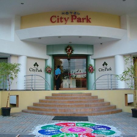 Hotel City Park, Solapur Sholapur Exterior foto