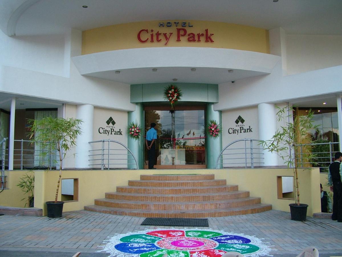 Hotel City Park, Solapur Sholapur Exterior foto